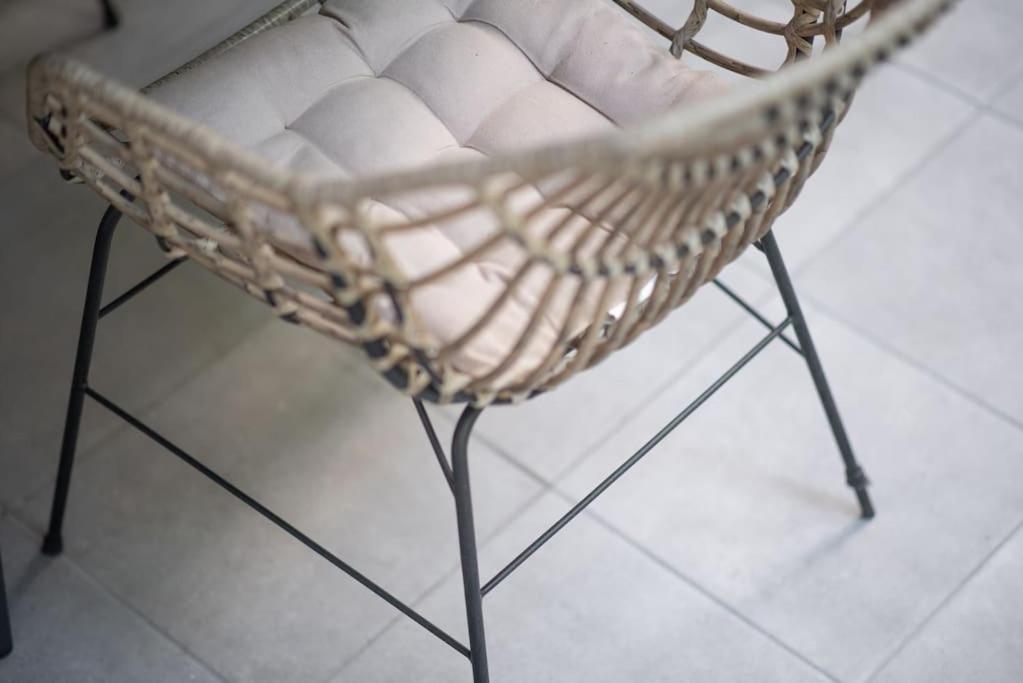 Luxury Studio With Garden Next To Acropolis Athens Exterior photo